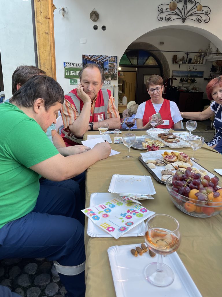 Ambassador visit to OMAS in action in Ljubljana for the poor and the sick