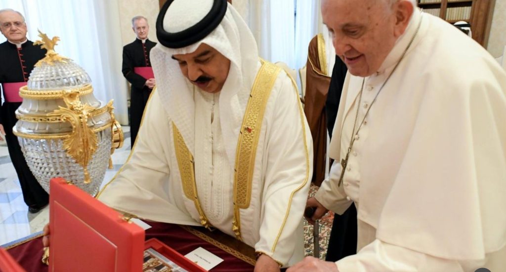 Audience of His Holiness to The King of Bahrein H.M. Hamad Bin Isa Al Khalifa