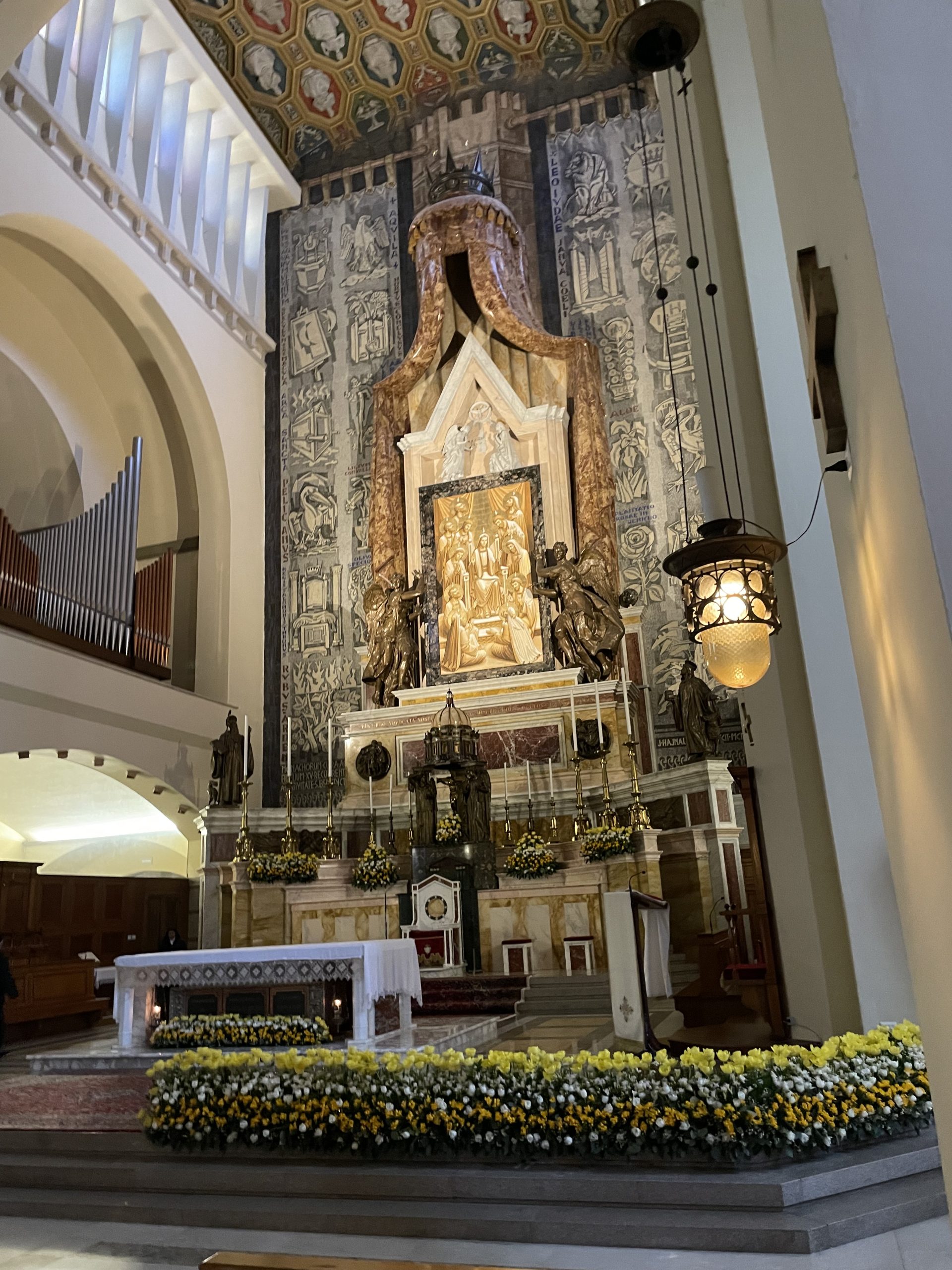 Visit of the Ambassador to the Abbey of Monte Vergine