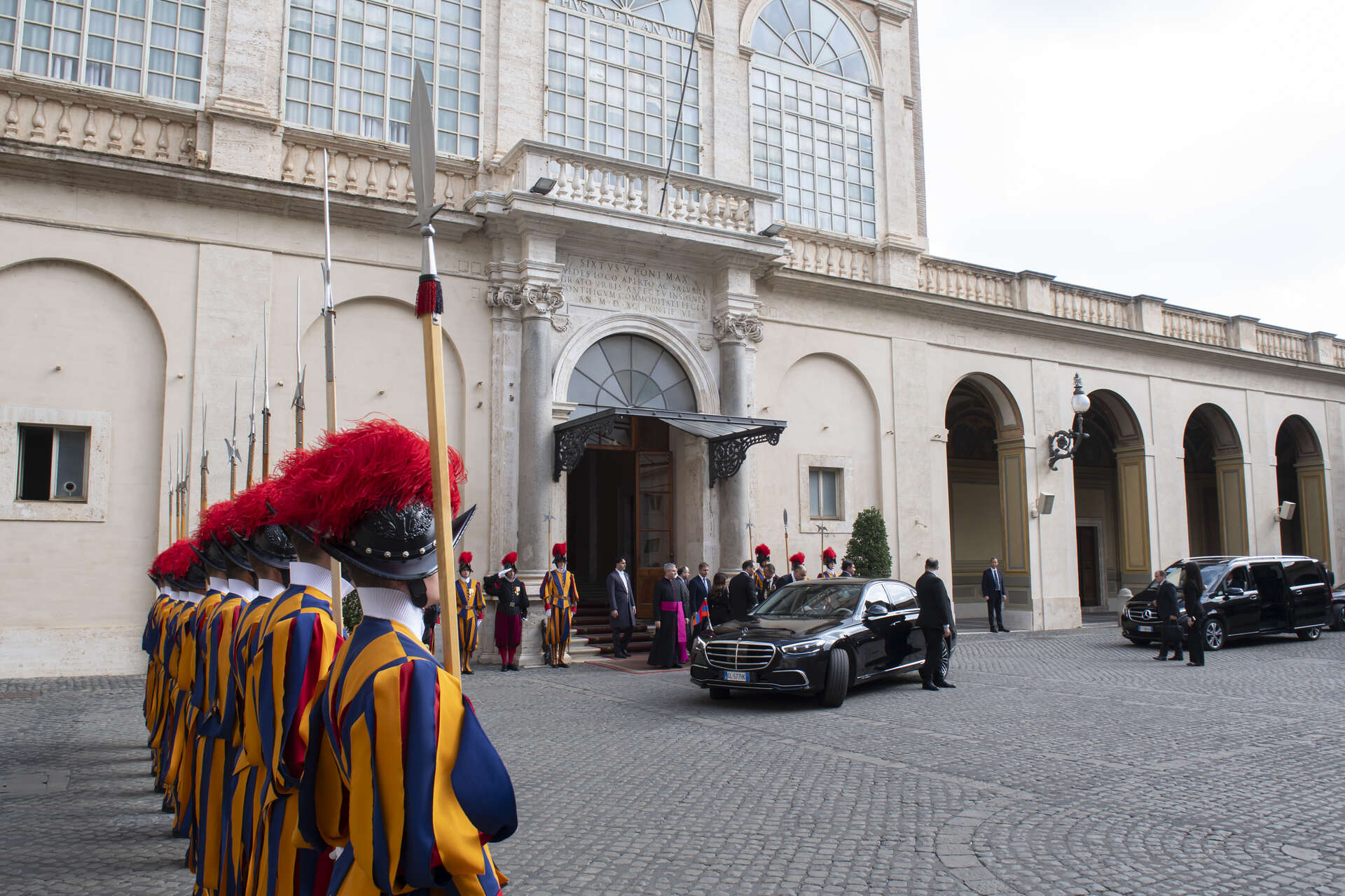 Prime Minister of Armenia in Audience with the Holy Father