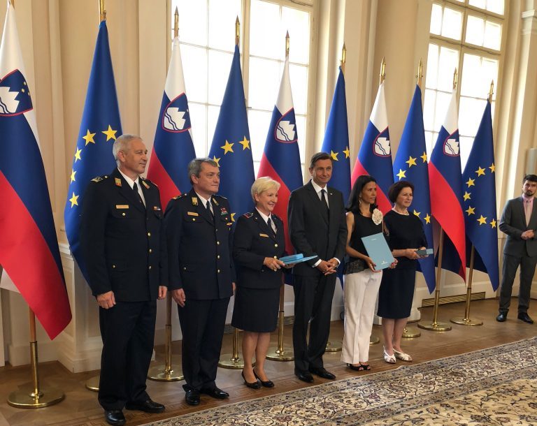 The Ambassador at the Presidential Palace in Ljubljana for the Military Award